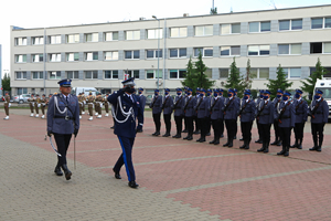 Oddanie honoru Kompanii Honorowej Policji.