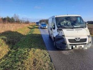 bus biorący udział w wypadku