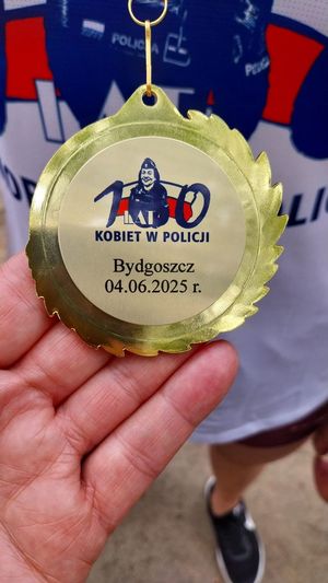 medal&quot; 100 lat KOBIET W POLICJI, Bydgoszcz 04.062025r&quot;.