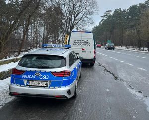 radiowóz i samochód ITD